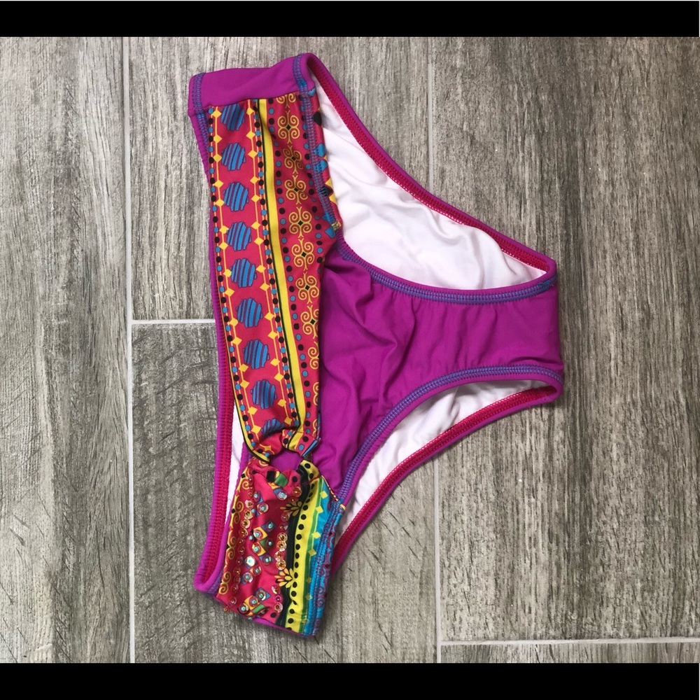 Bikini bottom